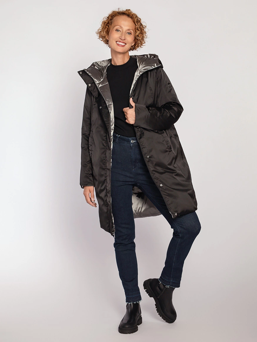 Пуховик двусторонний на натуральном пуху с капюшоном